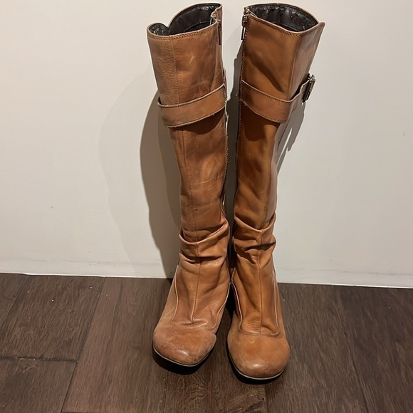 Women’s Call It Spring Women Boots Size 7 tan/brown- below the knee wedge - Picture 2 of 9